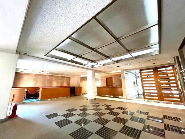【ルネ芦屋川ロザリウム】エントランス1 【ルネ芦屋川ロザリウム】エントランス1