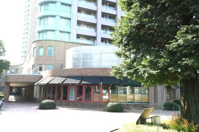 1階部分。ラウンジ感覚のエントランスロビーなどがあります。 1階部分。ラウンジ感覚のエントランスロビーなどがあります。