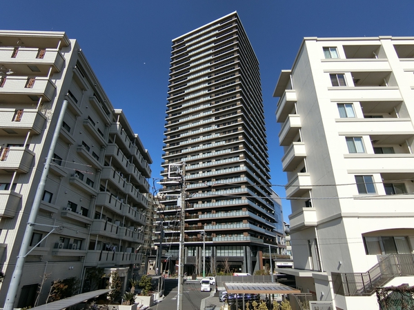 【ドレッセタワー新綱島】外観