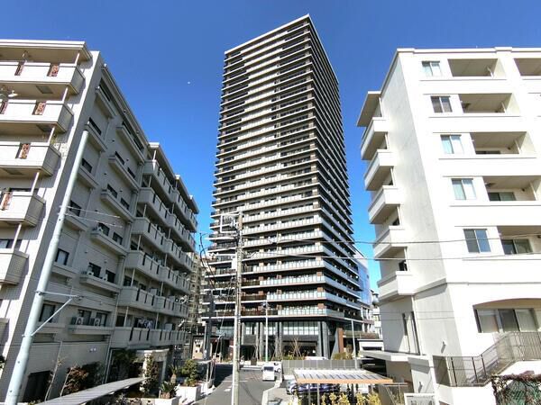 【ドレッセタワー新綱島】外観