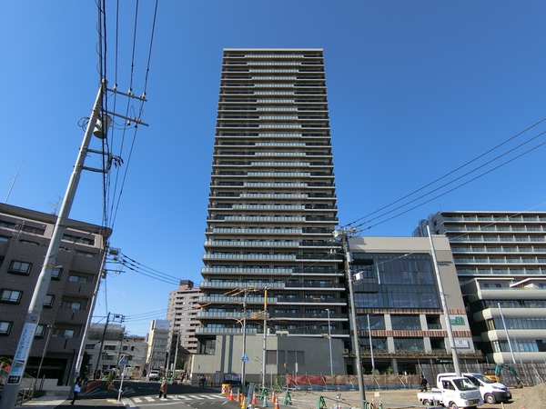 【ドレッセタワー新綱島】外観