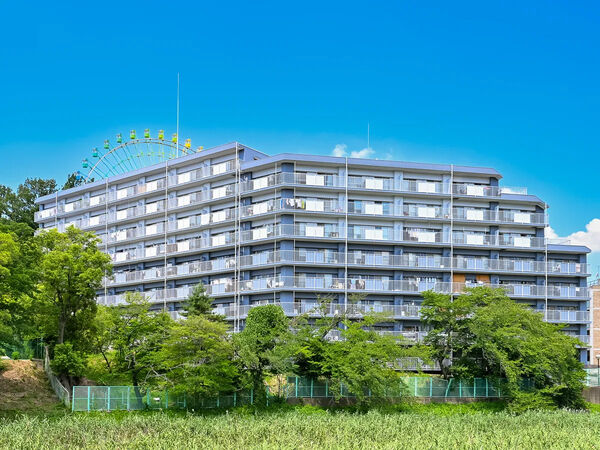【グリーンコーポ枚方公園】外観
