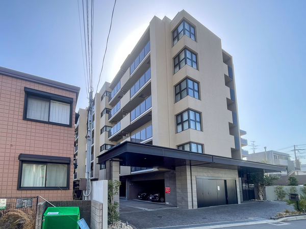 【レ・ジェイド甲東園】外観