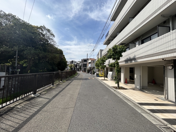 【ヴィータローザ新江古田】外観3
