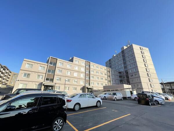 ロピアパークサイド大谷地