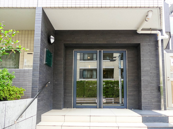 【ヴォーガコルテ市ヶ谷】エントランス 【ヴォーガコルテ市ヶ谷】エントランス