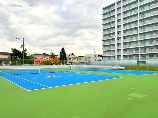 【山鼻サンタウン】共用部分３（テニスコート）