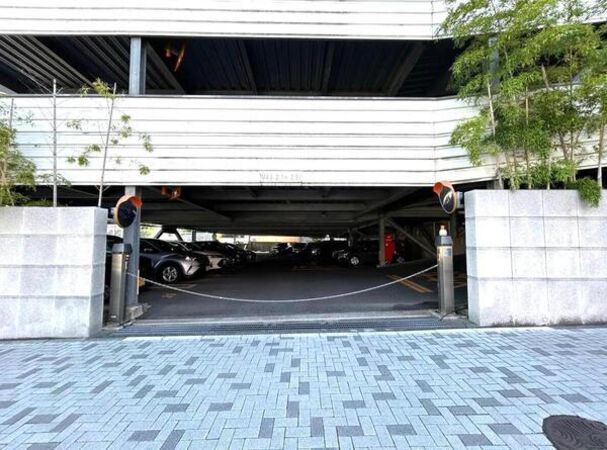 【シティハウス星ヶ丘】共用部分（駐車場）1