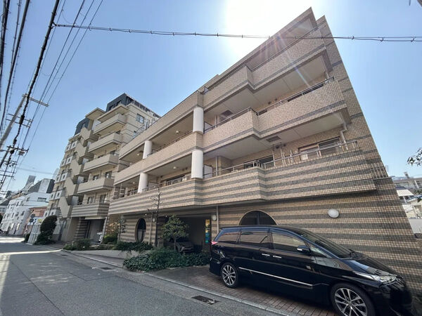 【ワコーレアーバンヒル山手】外観 【ワコーレアーバンヒル山手】外観