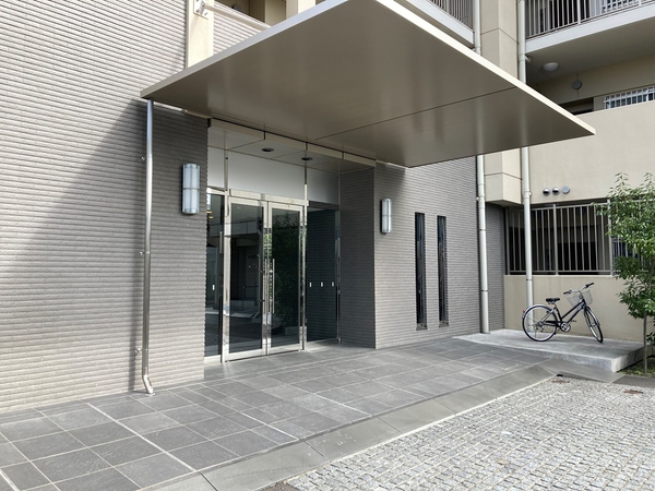 【レジデンシャル南仙台】エントランスアプローチ 【レジデンシャル南仙台】エントランスアプローチ