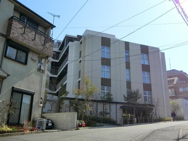 【ジェイグラン横浜片倉町】外観