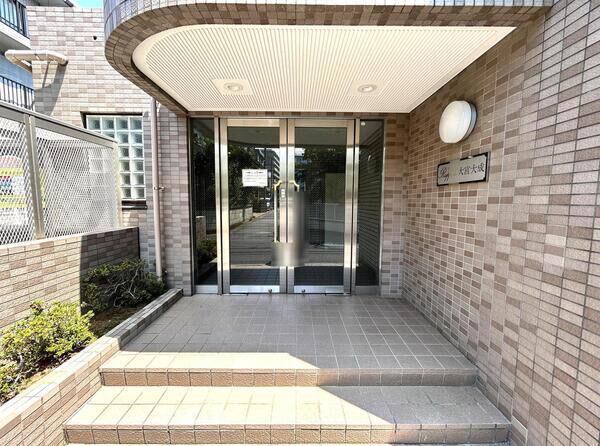 【ラポール大宮大成】エントランス 【ラポール大宮大成】エントランス