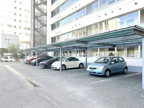 【朝日プラザ一条橋】共用部分(駐車場) 【朝日プラザ一条橋】共用部分(駐車場)