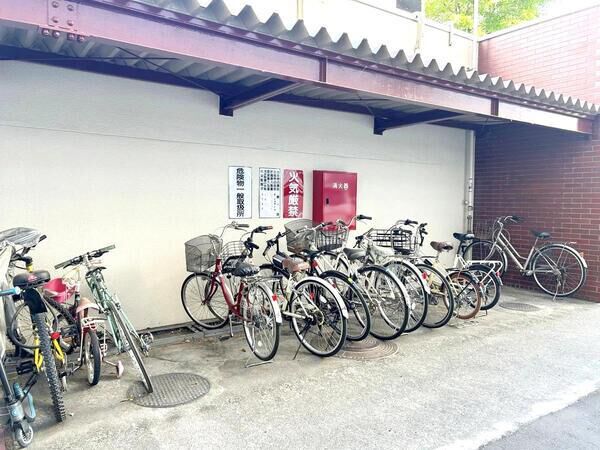 【朝日プラザ一条橋】共用部分(駐輪場) 【朝日プラザ一条橋】共用部分(駐輪場)
