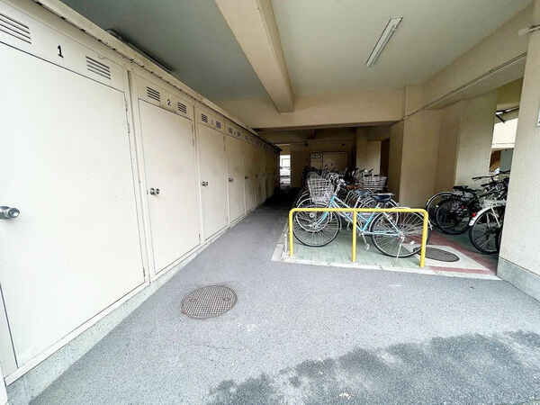 【サンパーク一宮】駐輪場