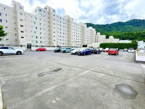 【ラポール南山鼻】外観２