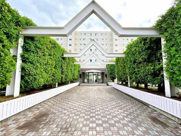 【ラポール南山鼻】エントランス１（エントランスゲート）