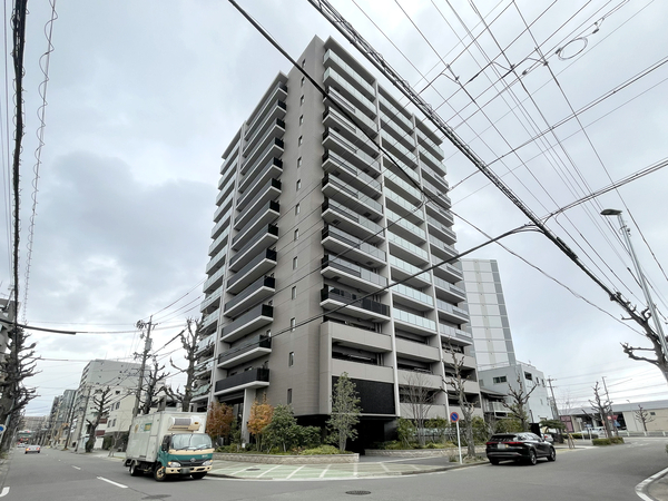 【マストスクエア金山】外観