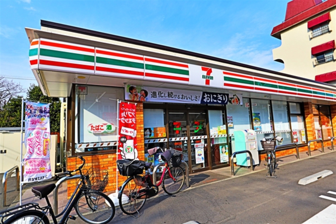 セブンイレブン板橋蓮根２丁目店まで徒歩2分（約120m）
