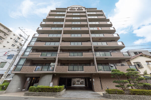 【ダイアパレス江坂東パークフロント】外観 【ダイアパレス江坂東パークフロント】外観