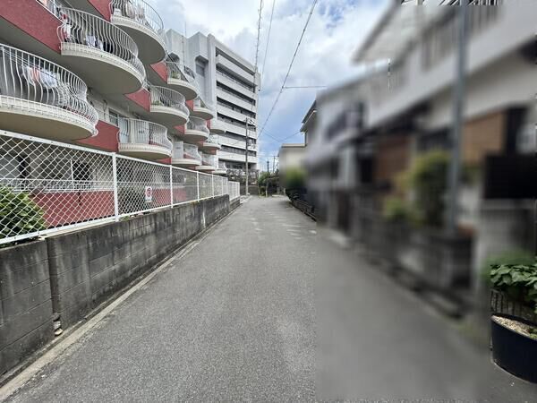 【吹田市役所前ドリームマンション】前面道路 【吹田市役所前ドリームマンション】前面道路