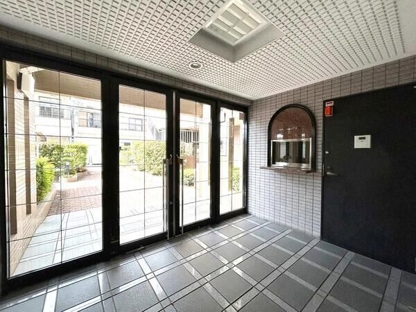 【アメニティ日比野】エントランス 【アメニティ日比野】エントランス