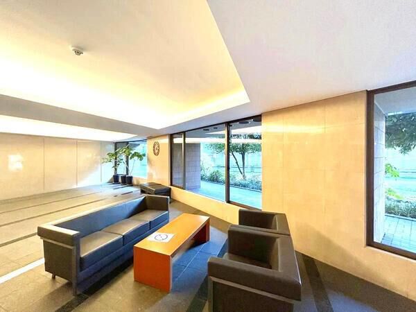 【クレストフォルム月島サウススクエア】ロビー1