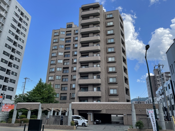 【東急ドエルアルス円山裏参道】外観