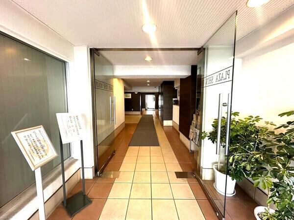 【プラザ新大阪】エントラン2