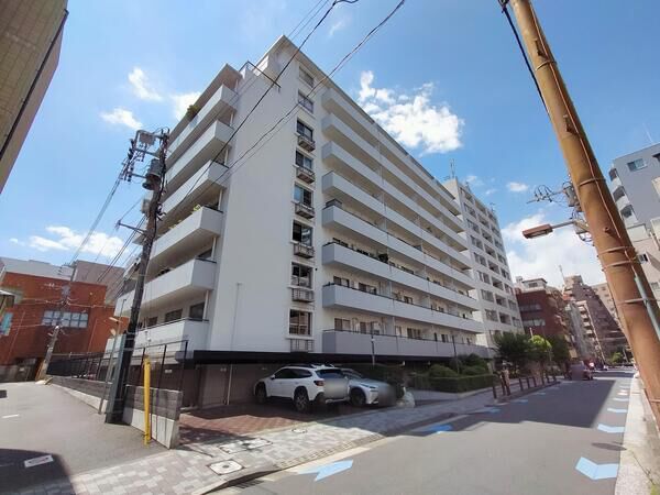 【麻布東町マンション】外観写真