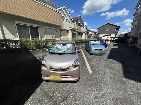 【セントエルモ大宮吉野町】駐車場