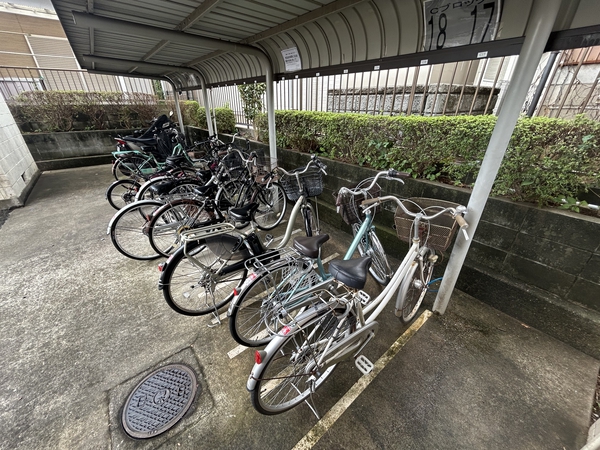 【セントエルモ大宮吉野町】駐輪場