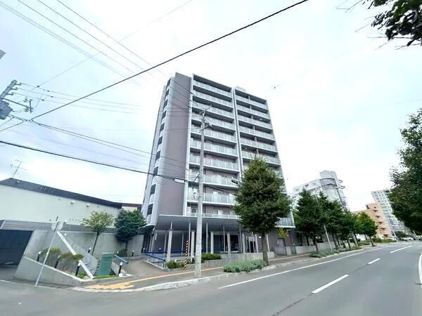 【エクセルシオール発寒南壱番館】外観