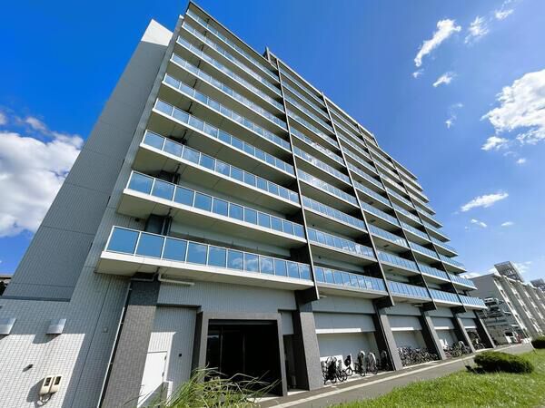 【エールヴィータ牛田新町リバーウォーク】外観