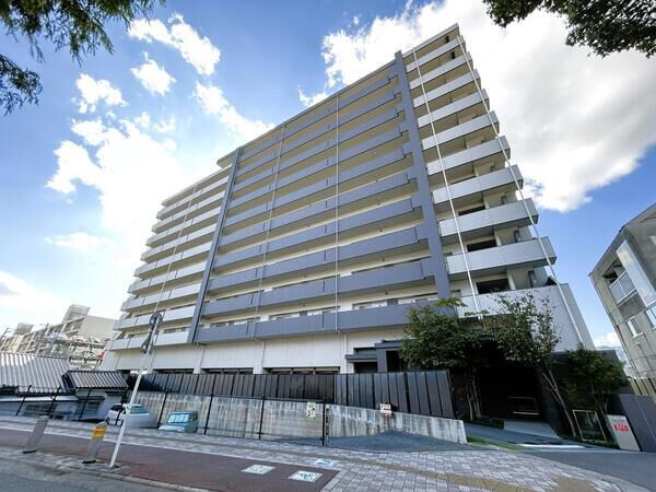 【エールヴィータ牛田新町リバーウォーク】外観