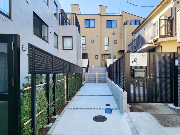 【カーサソサエティ本駒込】外観