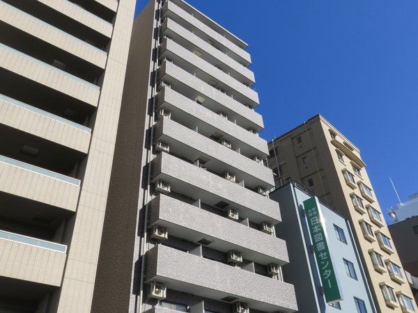 【スカイコートお茶の水女子大前】外観