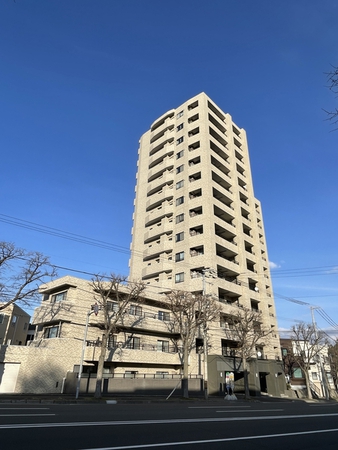 ラピス神宮外苑グランヒルタワー