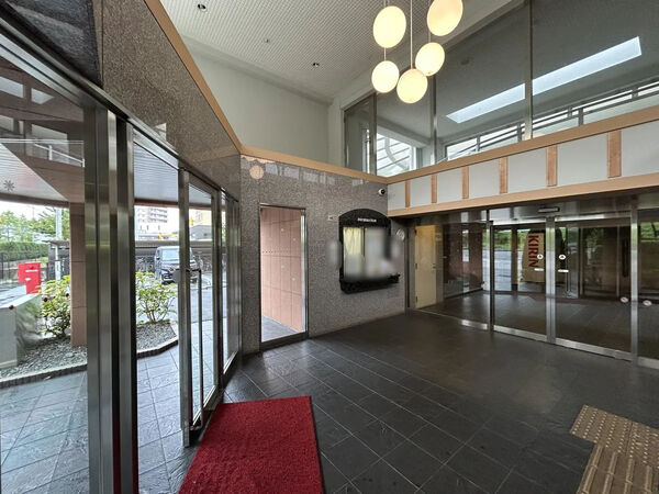 【ダイアパレスアプティ八乙女中央】エントランス