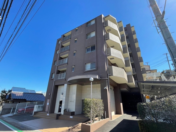 【グランシャルム小田原城山】外観