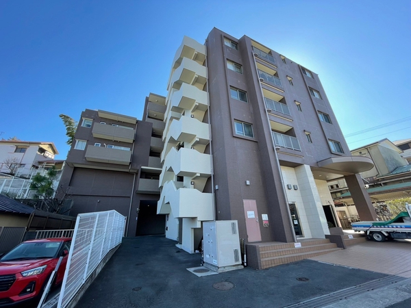 【グランシャルム小田原城山】外観