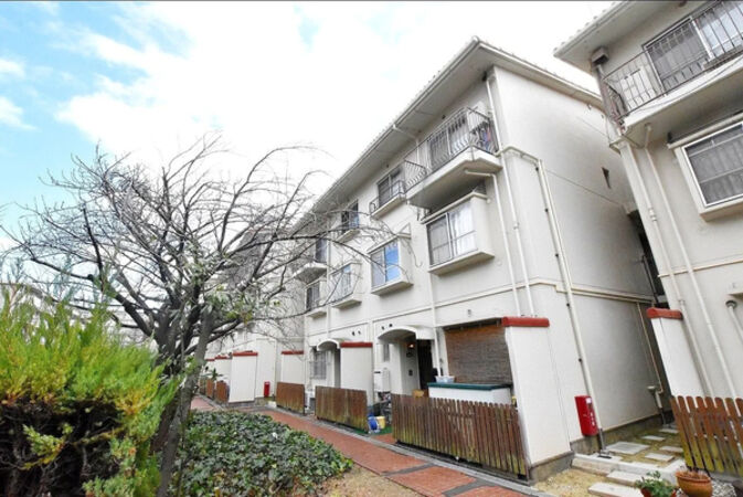 【タウン伝治山】外観