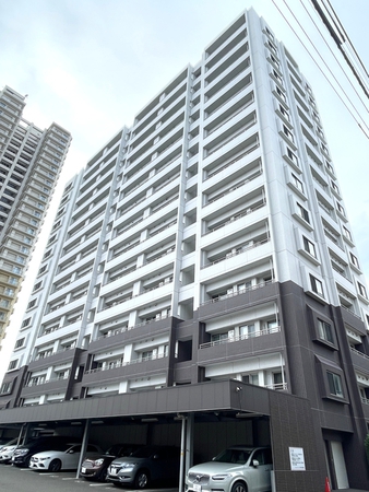 【クリーンリバーフィネス知事公館】外観 【クリーンリバーフィネス知事公館】外観