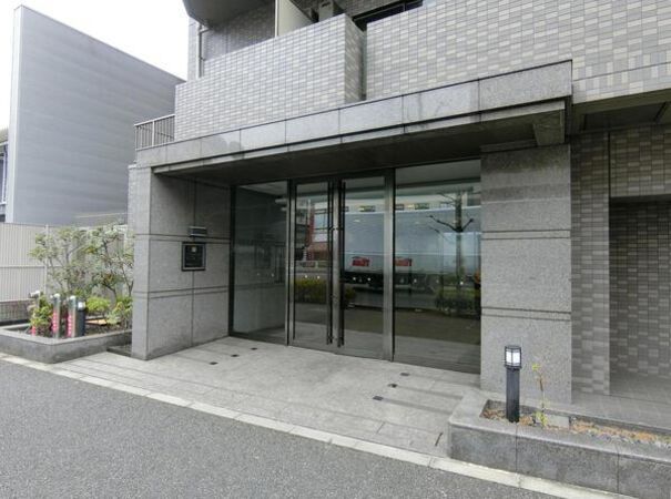 【ルーブル大鳥居参番館】エントランス