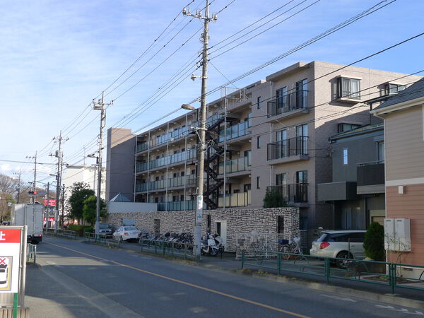 ライオンズヴィアーレ一橋学園