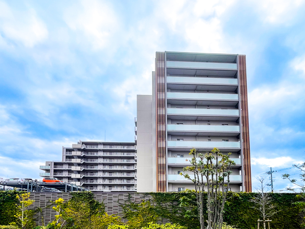 【ライオンズ伊丹グランテラス】外観