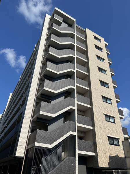【アルファスマート海田月見町】外観
