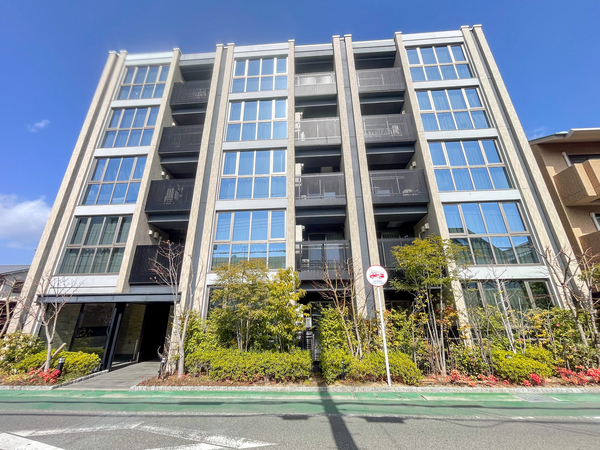 【ジオ西宮北口ザ・ソフィア】外観