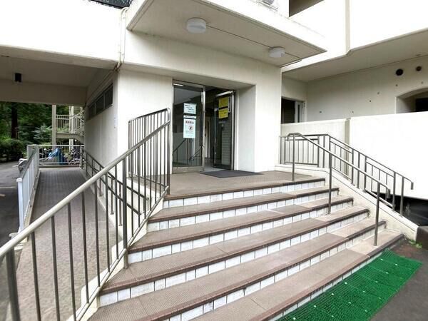 【サンライズ東照宮】エントランス3 【サンライズ東照宮】エントランス3