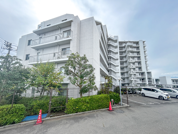 【ローレルコートかしわ台】外観